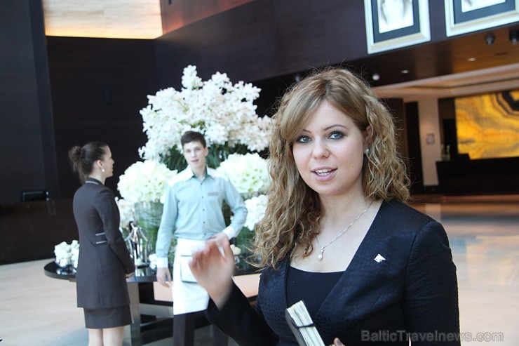 Viesnīca JW Marriott Marquis Hotel Dubai sastāv no diviem torņiem, no kuriem pagaidām ir atklāts tikai viens - ar 804 istabām, bet otru torni, kurā bū 95667