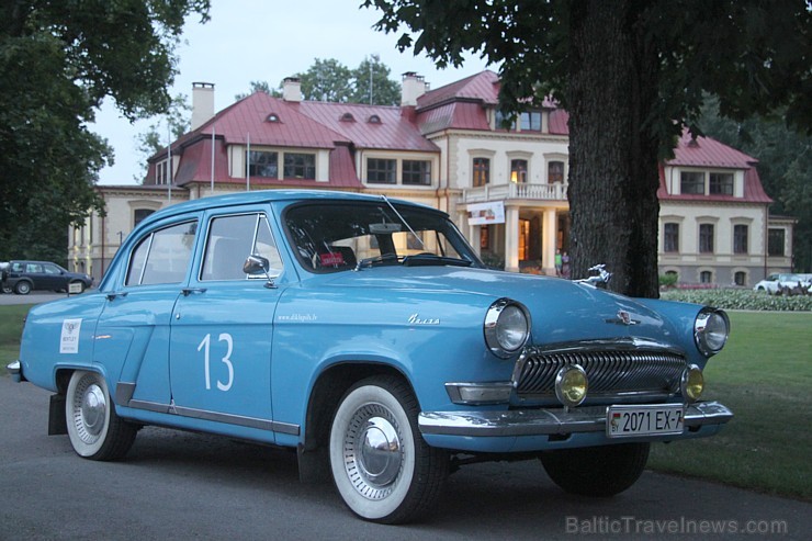 No 25. – 27. jūlijam (2013) tiek aizvadīts 5. Jubilejas Dikļu pils Retro rallijs. Foto sponsors: www.diklupils.lv No 25. – 27. jūlijam (2013) tiek aizvadīts 5. Jubilejas Dikļu pils Retro rallijs. Foto sponsors: www.diklupils.lv 101620