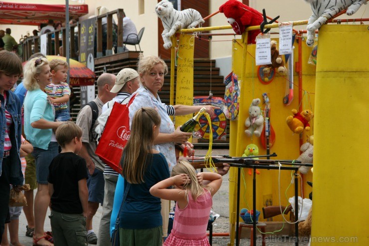 2013. gada 27. jūlijā aizvadīti krāšņie Cēsu svētki - www.cesis.lv 101997