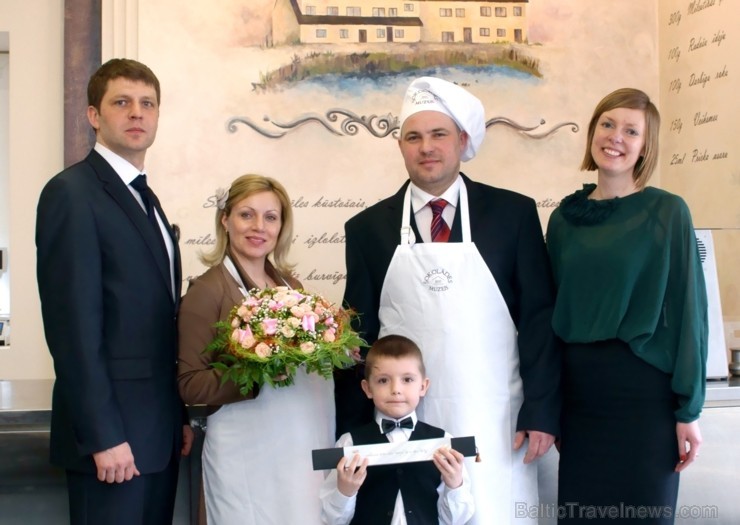 Apmeklējot šokolādes muzeju varēsiet aktīvi piedalīties izziņas procesā, noskatoties vēsturisko filmu par šokolādes ražošanas un tapšanas procesu. Un, Apmeklējot šokolādes muzeju varēsiet aktīvi piedalīties izziņas procesā, noskatoties vēsturisko filmu par šokolādes ražošanas un tapšanas procesu. Un, 102642