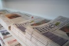 Starptautiskās lidostas Rīga Biznesa zāle, kurā biznesa klases pasažieri var ieturēt maltīti, izmantot internetu, skatīt TV ziņas vai lasīt avīzes, kā 6