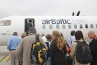 airBaltic lidmašīna lidojumam Rīga - Diseldorfa ir gatava. Foto sponsors: www.airBaltic.lv 12