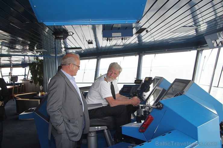 Ciemos pie DFDS Seaways prāmja kapteiņa 105747