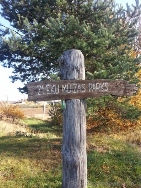 Ventspils TIC iesaka doties Zelta rudens ekskursijā par Ventspils novadu. Maršruts: Ventspils- Vārve- Zūras- Vendzavas- Zlēkas- Piltene- Landze- Vents Ventspils TIC iesaka doties Zelta rudens ekskursijā par Ventspils novadu. Maršruts: Ventspils- Vārve- Zūras- Vendzavas- Zlēkas- Piltene- Landze- Vents 107586