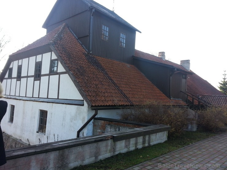 Ventspils TIC iesaka doties Zelta rudens ekskursijā par Ventspils novadu. Maršruts: Ventspils- Vārve- Zūras- Vendzavas- Zlēkas- Piltene- Landze- Vents Ventspils TIC iesaka doties Zelta rudens ekskursijā par Ventspils novadu. Maršruts: Ventspils- Vārve- Zūras- Vendzavas- Zlēkas- Piltene- Landze- Vents 107602