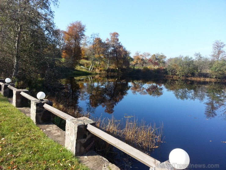 Ventspils TIC iesaka doties Zelta rudens ekskursijā par Ventspils novadu. Maršruts: Ventspils- Vārve- Zūras- Vendzavas- Zlēkas- Piltene- Landze- Vents Ventspils TIC iesaka doties Zelta rudens ekskursijā par Ventspils novadu. Maršruts: Ventspils- Vārve- Zūras- Vendzavas- Zlēkas- Piltene- Landze- Vents 107605