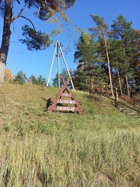 Ventspils TIC iesaka doties Zelta rudens ekskursijā par Ventspils novadu. Maršruts: Ventspils- Vārve- Zūras- Vendzavas- Zlēkas- Piltene- Landze- Vents Ventspils TIC iesaka doties Zelta rudens ekskursijā par Ventspils novadu. Maršruts: Ventspils- Vārve- Zūras- Vendzavas- Zlēkas- Piltene- Landze- Vents 107612