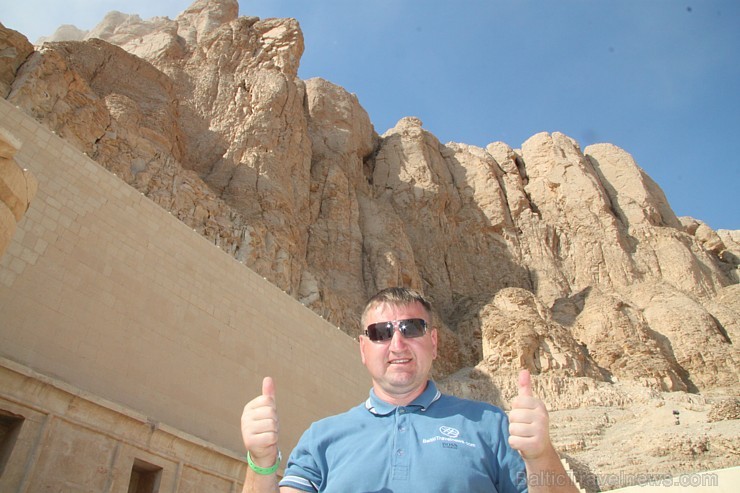 Travelnews.lv apmeklē valdnieces Hatšepsutas templi Luksorā. Vairāk informācijas par ceļojumiem uz Ēģipti - www.GoAdventure.lv Travelnews.lv apmeklē valdnieces Hatšepsutas templi Luksorā. Vairāk informācijas par ceļojumiem uz Ēģipti - www.GoAdventure.lv 109705
