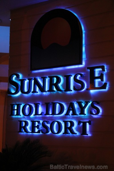 Travelnews.lv dzīvo un iepazīst Hurgadas viesnīcu «SunrisE Holidays Resort». Vairāk informācijas par ceļojumiem uz Ēģipti - www.goadventure.lv Travelnews.lv dzīvo un iepazīst Hurgadas viesnīcu «SunrisE Holidays Resort». Vairāk informācijas par ceļojumiem uz Ēģipti - www.goadventure.lv 110684