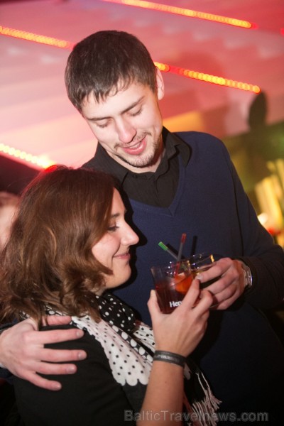 Klubā Coyote fly izskanējis ekskluzīvais koncertšovs Hennessy Artistry, kurā sev neierastā ampluā uzstājās dziedātāja Ieva Sutugova, mūsdienu deju un Klubā Coyote fly izskanējis ekskluzīvais koncertšovs Hennessy Artistry, kurā sev neierastā ampluā uzstājās dziedātāja Ieva Sutugova, mūsdienu deju un 111193