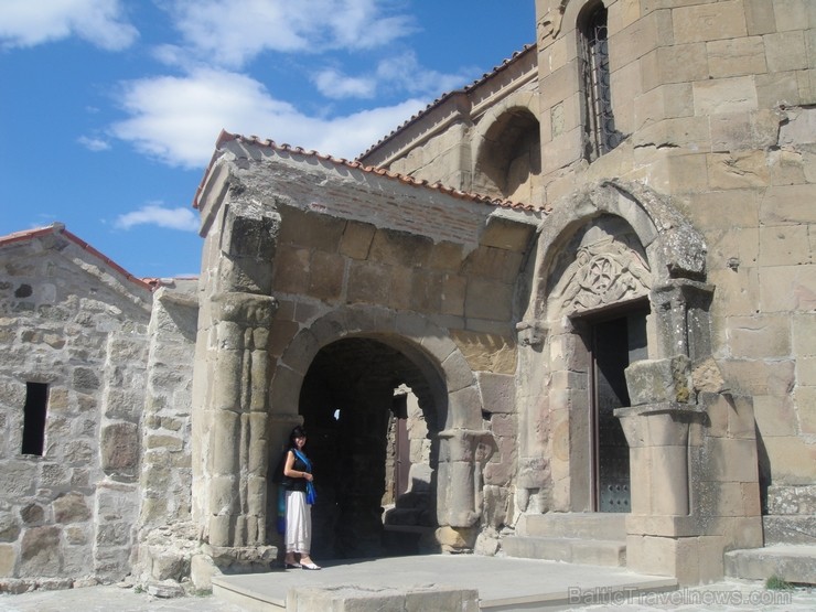 Mtskheta - viena no vecākajām Gruzijas pilsētām, kas kādreiz bijusi arī Gruzijas galvaspilsēta. Vairāk informācijas par ceļojumu www.remirotravel.lv Mtskheta - viena no vecākajām Gruzijas pilsētām, kas kādreiz bijusi arī Gruzijas galvaspilsēta. Vairāk informācijas par ceļojumu www.remirotravel.lv 113566