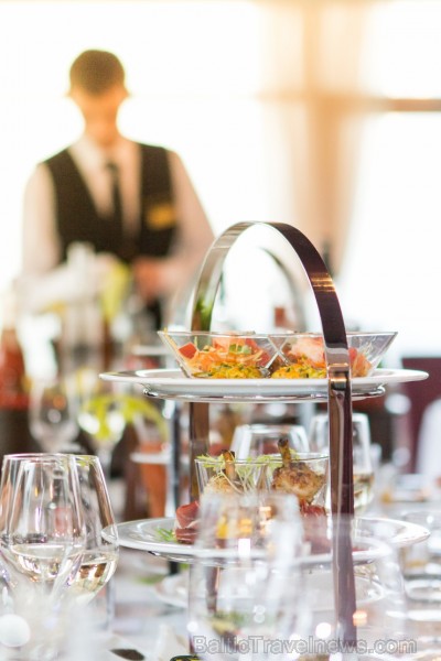 Katru svētdienu no pulksten 12:00 līdz 17:00 elegantajā restorānā Caviar Club notiek vēlās brokastis, kas ir šīs sezonas jaunums viesnīcā Baltic Beach Katru svētdienu no pulksten 12:00 līdz 17:00 elegantajā restorānā Caviar Club notiek vēlās brokastis, kas ir šīs sezonas jaunums viesnīcā Baltic Beach 113835