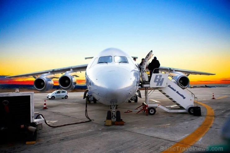 Grieķijas tūroperators Mouzenidis Travel prezentē personīgo aviokompāniju Ellinair. Šī aviokompānija nodrošinās tiešos reisus Rīga - Saloniki (Grieķij Grieķijas tūroperators Mouzenidis Travel prezentē personīgo aviokompāniju Ellinair. Šī aviokompānija nodrošinās tiešos reisus Rīga - Saloniki (Grieķij 115015