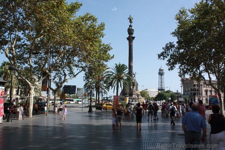 La Rambla ir 1,2 kilometru gara, un tās galā jūras pusē atrodas Kristofera Kolumba statuja 116973