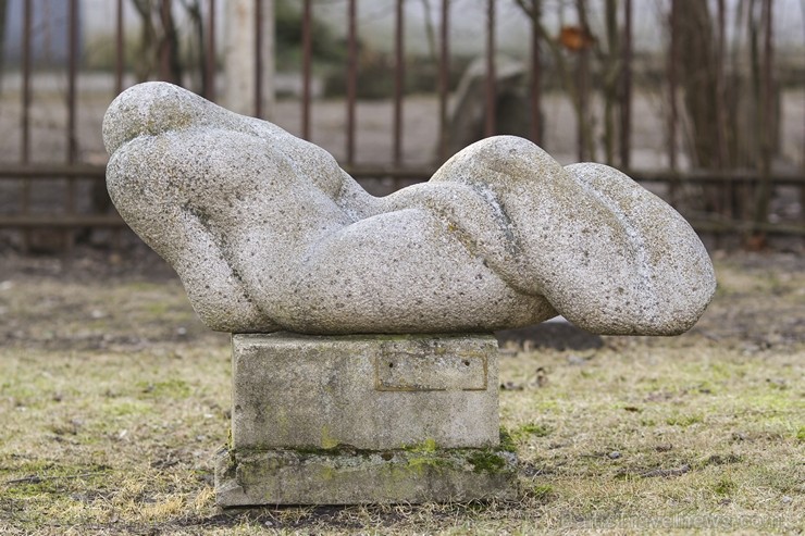Skulptūru dārzs Daugavpilī ir jauka pastaigu un atpūtas vieta 117163