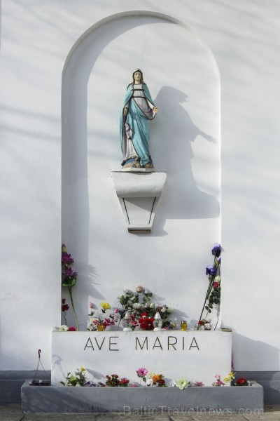 Sv. Pētera Ķēdēs Romas katoļu baznīcas arhitektūrā jaušamas klasicisma iezīmes 119017