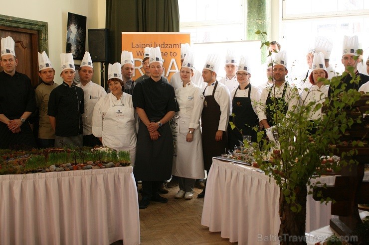 Pavasara Rīgas restorānu nedēļa tiek organizēta sadarbībā ar Pavāru klubu, un tajā piedalīsies 36 Rīgas restorāni,kas saviem apmeklētājiem piedāvās tr Pavasara Rīgas restorānu nedēļa tiek organizēta sadarbībā ar Pavāru klubu, un tajā piedalīsies 36 Rīgas restorāni,kas saviem apmeklētājiem piedāvās tr 120001