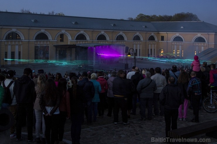 Notikusi iespaidīga lāzeru un mūzikas performance Sinerģija Rotko centrā 120073