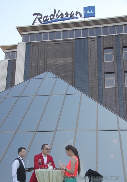 Rīgas viens no labākajiem restorāniem «Piramīda» atklāj vasaras terasi - www.restaurantpiramida.lv Rīgas viens no labākajiem restorāniem «Piramīda» atklāj vasaras terasi - www.restaurantpiramida.lv 123154