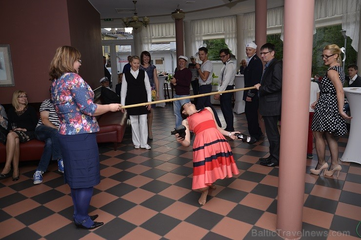 29. maija vakarā viesnīcas KOLONNA Hotel Rēzekne restorānā ROZALIJA notika vasaras terases atklāšanas svinības - www.hotelkolonna.com 29. maija vakarā viesnīcas KOLONNA Hotel Rēzekne restorānā ROZALIJA notika vasaras terases atklāšanas svinības - www.hotelkolonna.com 124020