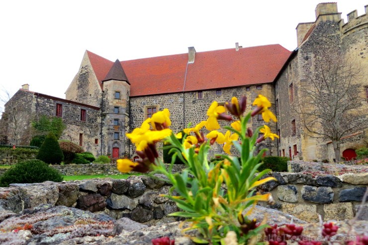 13. gadsimta pils Saint Saturnin gaida romantisku ceļojumu meklētājus www.chateaudesaintsaturnin.com 13. gadsimta pils Saint Saturnin gaida romantisku ceļojumu meklētājus www.chateaudesaintsaturnin.com 124818