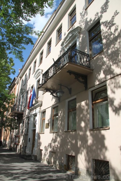 Latvijas Republikas ģenerālkonsulāts Sanktpēterburgā - Vasiljevskij ostrov, 10.linija, 11, Sanktpēterburga Latvijas Republikas ģenerālkonsulāts Sanktpēterburgā - Vasiljevskij ostrov, 10.linija, 11, Sanktpēterburga 125491