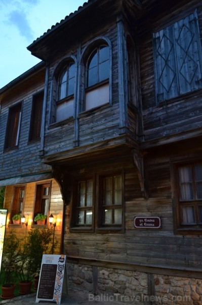 Nesebras ieliņās jūtama gadsimtu elpa, tajās var nojaust cauri laikam nākušu trāķiešu, grieķu, romiešu, bizantiešu ietekmi - http://www.novatours.lv Nesebras ieliņās jūtama gadsimtu elpa, tajās var nojaust cauri laikam nākušu trāķiešu, grieķu, romiešu, bizantiešu ietekmi - http://www.novatours.lv 126869