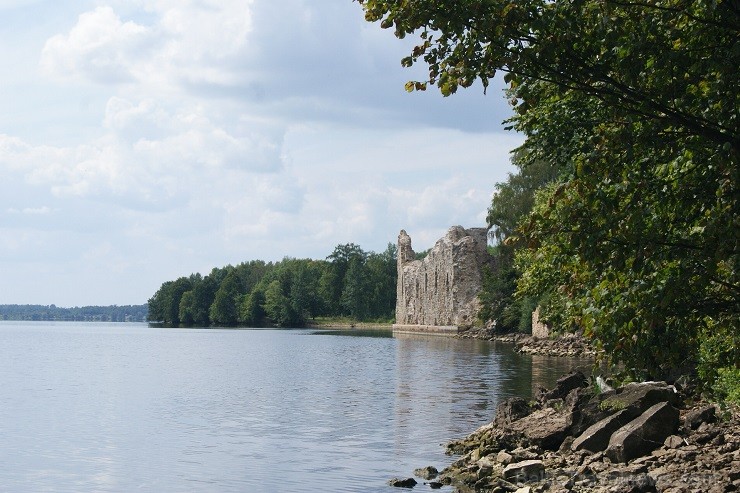 Travelnews.lv redakcija apmeklē Kokneses pilsdrupas - vienu no populārākajiem tūrisma objektiem Latvijā. Vairāk informācijas - www.koknese.lv Travelnews.lv redakcija apmeklē Kokneses pilsdrupas - vienu no populārākajiem tūrisma objektiem Latvijā. Vairāk informācijas - www.koknese.lv 129074