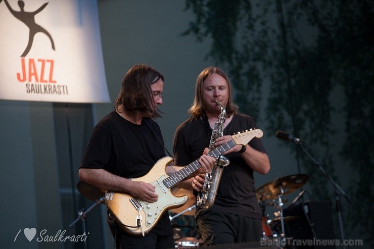 Līdz 26. jūlijam Minhauzena Undā notiek XVII starptautiskais Saulkrastu džeza festivāls «Saulkrasti Jazz 2014», kurā uzstājas izcili džeza mūziķi no 1 Līdz 26. jūlijam Minhauzena Undā notiek XVII starptautiskais Saulkrastu džeza festivāls «Saulkrasti Jazz 2014», kurā uzstājas izcili džeza mūziķi no 1 129182