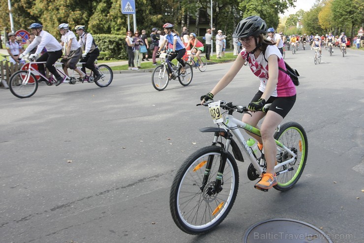 24. Latvijas riteņbraucēju Vienības brauciens Siguldā pulcē vairāk nekā 4000 dalībniekus (2. daļa) 24. Latvijas riteņbraucēju Vienības brauciens Siguldā pulcē vairāk nekā 4000 dalībniekus (2. daļa) 133360