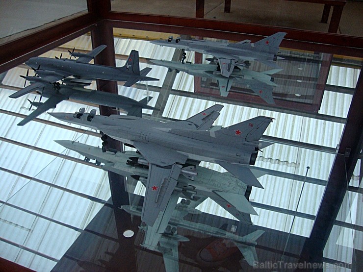 Skatāmi arī iznīcinātāji MiG-21, JA Viggen 37, MiG-23MLD, Mirage IIIRS, Saab J35 Draken un F-104S Starfighter. Skatāmi arī iznīcinātāji MiG-21, JA Viggen 37, MiG-23MLD, Mirage IIIRS, Saab J35 Draken un F-104S Starfighter. 133532