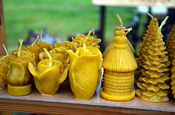 Sestdien, 11.oktobrī, Valmierā tika aizvadīts tradicionālais Simjūda gadatirgus. Šogad tas bija īpaši apmeklēts un priecēja kā pircējus, tā pārdevējus 136123