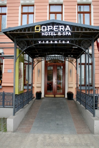 Travelnews.lv redakcija izgaršo «Opera Hotel & SPA» branču
Opera Hotel & Spa Rīga, Raiņa bulvāris 33 Travelnews.lv redakcija izgaršo «Opera Hotel & SPA» branču
Opera Hotel & Spa Rīga, Raiņa bulvāris 33 138226