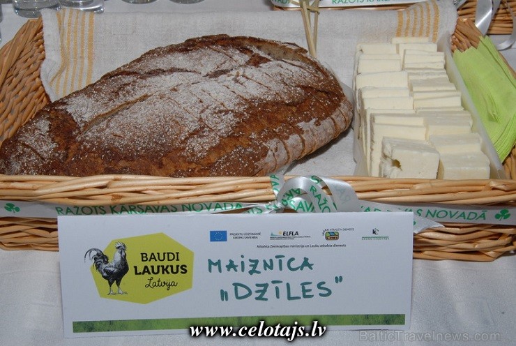 Latviešu virtuve ir izteikti sezonāla, jo mums ir četri gadalaiki, un katrs no tiem piedāvā savus īpašus produktus un garšas baudas Latviešu virtuve ir izteikti sezonāla, jo mums ir četri gadalaiki, un katrs no tiem piedāvā savus īpašus produktus un garšas baudas 139210