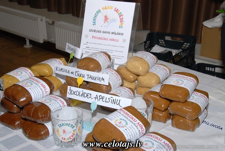 Ziemassvētku galds būs visbagātīgākais, tad ceps speķa pīrāgus, piparkūkas, cepešus un šmorēs kāpostus Ziemassvētku galds būs visbagātīgākais, tad ceps speķa pīrāgus, piparkūkas, cepešus un šmorēs kāpostus 139211