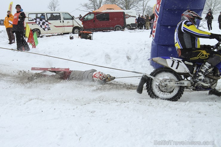 Pagājušās nedēļas nogalē Ērgļu novada Liepkalnē, pēc teju divu gadu ilga pārtraukuma, sporta draugus atkal priecēja Latvijas Kauss skijoringā Pagājušās nedēļas nogalē Ērgļu novada Liepkalnē, pēc teju divu gadu ilga pārtraukuma, sporta draugus atkal priecēja Latvijas Kauss skijoringā 141789