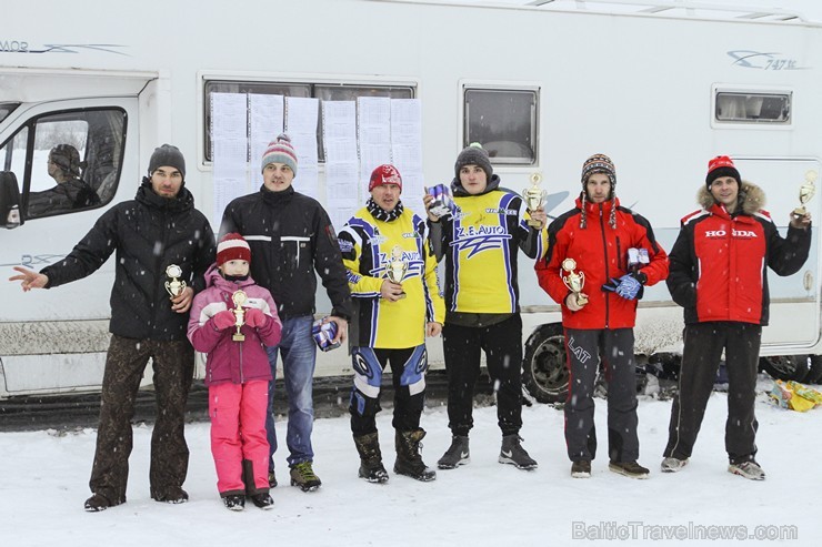 Pagājušās nedēļas nogalē Ērgļu novada Liepkalnē, pēc teju divu gadu ilga pārtraukuma, sporta draugus atkal priecēja Latvijas Kauss skijoringā Pagājušās nedēļas nogalē Ērgļu novada Liepkalnē, pēc teju divu gadu ilga pārtraukuma, sporta draugus atkal priecēja Latvijas Kauss skijoringā 141818
