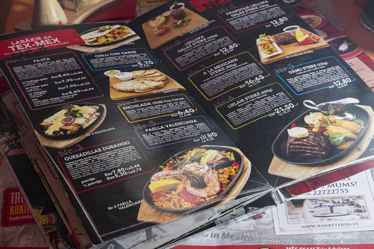 Travelnews.lv redakcija pusdieno meksikāņu restorānā  «Tex Mex» 143668