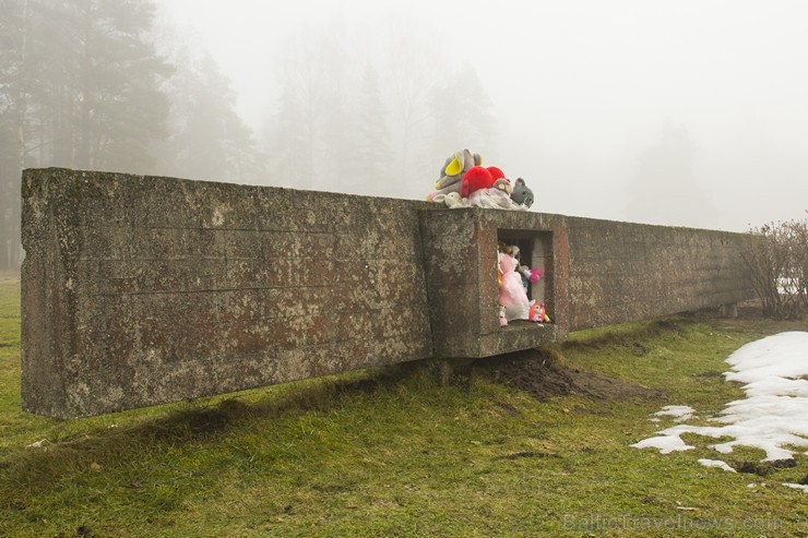 Salaspils Memoriālais ansamblis ir viens no lielākajiem pieminekļu kompleksiem fašisma upuru piemiņai Eiropā Salaspils Memoriālais ansamblis ir viens no lielākajiem pieminekļu kompleksiem fašisma upuru piemiņai Eiropā 143683