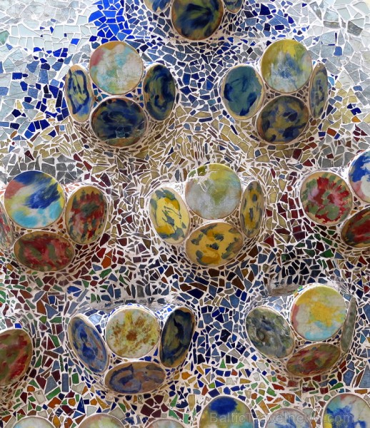 Izjūti arhitekta Antorio Gaudi veidotās Casa Battló mājas neordināru atmosfēru. Vairāk informācijas: www.catalunya.com Izjūti arhitekta Antorio Gaudi veidotās Casa Battló mājas neordināru atmosfēru. Vairāk informācijas: www.catalunya.com 144619