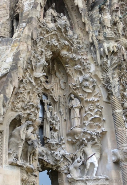 Atklāj, ko slēpj Svētās Ģimenes baznīcas (Sagrada Família) greznas vitrāžas www.sagradafamilia.cat Atklāj, ko slēpj Svētās Ģimenes baznīcas (Sagrada Família) greznas vitrāžas www.sagradafamilia.cat 144989