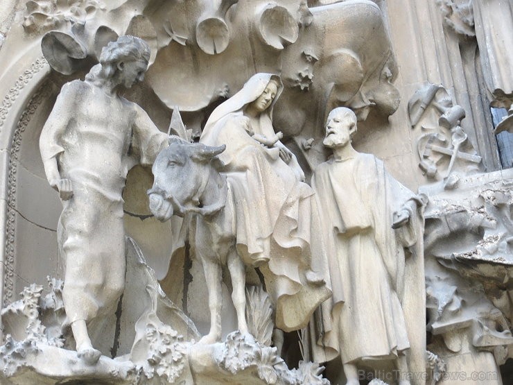 Atklāj, ko slēpj Svētās Ģimenes baznīcas (Sagrada Família) greznas vitrāžas www.sagradafamilia.cat Atklāj, ko slēpj Svētās Ģimenes baznīcas (Sagrada Família) greznas vitrāžas www.sagradafamilia.cat 144995