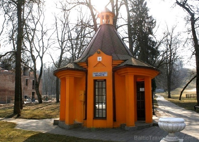 Travelnews.lv izstaigā Lietuvas kūrota pilsētas Birštonas ieliņas, muzeju un cienājas ar reģiona tradicionālo ēdienu «Dzūkiškos bandos» Travelnews.lv izstaigā Lietuvas kūrota pilsētas Birštonas ieliņas, muzeju un cienājas ar reģiona tradicionālo ēdienu «Dzūkiškos bandos» 146065