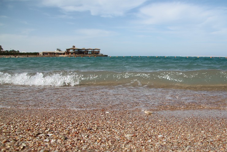 Travelnews.lv iepazīst Hurgadas viesnīcas «Sentido Mamlouk Palace» pludmali 146283