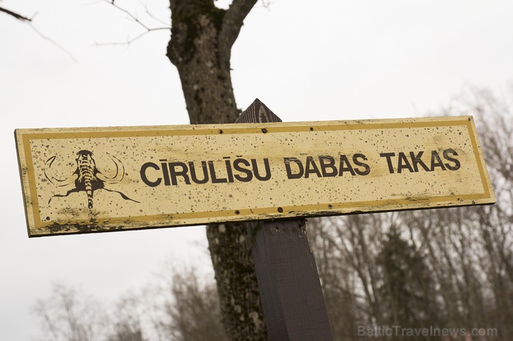 Izveidotie un ar izsmeļošu informāciju marķētie pastaigu maršruti iepazīstina ar ielejas attīstību no ledus laikmeta līdz mūsdienām. Izstaigājot tos, Izveidotie un ar izsmeļošu informāciju marķētie pastaigu maršruti iepazīstina ar ielejas attīstību no ledus laikmeta līdz mūsdienām. Izstaigājot tos, 146468
