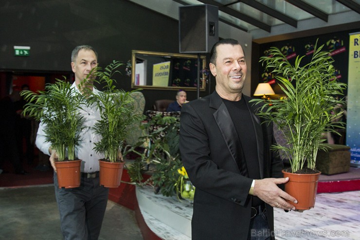 Mūzikas un teātra restorāns Happy Days & Nights svin 1 gada jubileju 146600