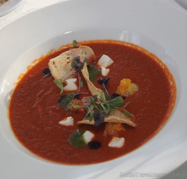 Travelnews.lv 20.04.2015 apciemo Rīgas restorānu «Elefant». Vairāk informācijas - www.wellton.com/lv/our-restaurants/restaurant-elefant Travelnews.lv 20.04.2015 apciemo Rīgas restorānu «Elefant». Vairāk informācijas - www.wellton.com/lv/our-restaurants/restaurant-elefant 147213