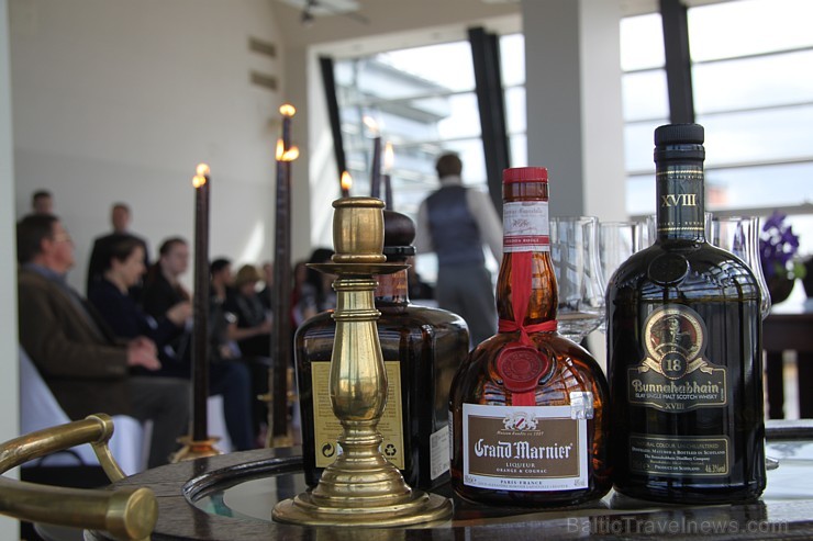 Rīgas 5 zvaigžņu viesnīcas Hotel Bergs vadība rīko augsta līmeņa preses konferenci par Rūmenes muižas jauno piedāvājumu - www.HotelBergs.lv Rīgas 5 zvaigžņu viesnīcas Hotel Bergs vadība rīko augsta līmeņa preses konferenci par Rūmenes muižas jauno piedāvājumu - www.HotelBergs.lv 147325