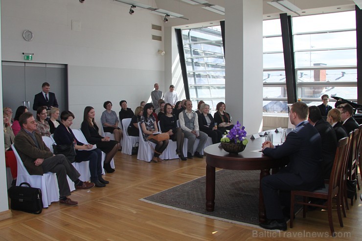 Rīgas 5 zvaigžņu viesnīcas Hotel Bergs vadība rīko augsta līmeņa preses konferenci par Rūmenes muižas jauno piedāvājumu - www.HotelBergs.lv Rīgas 5 zvaigžņu viesnīcas Hotel Bergs vadība rīko augsta līmeņa preses konferenci par Rūmenes muižas jauno piedāvājumu - www.HotelBergs.lv 147330