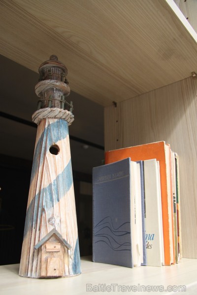 Restorāns «Lighthouse» ir viena no mājīgākajām atpūtas vietām Jūrmalā, kas piedāvā gardas maltītes uz tūristu iecienītās Jomas ielas. Informācijai: ww Restorāns «Lighthouse» ir viena no mājīgākajām atpūtas vietām Jūrmalā, kas piedāvā gardas maltītes uz tūristu iecienītās Jomas ielas. Informācijai: ww 148306